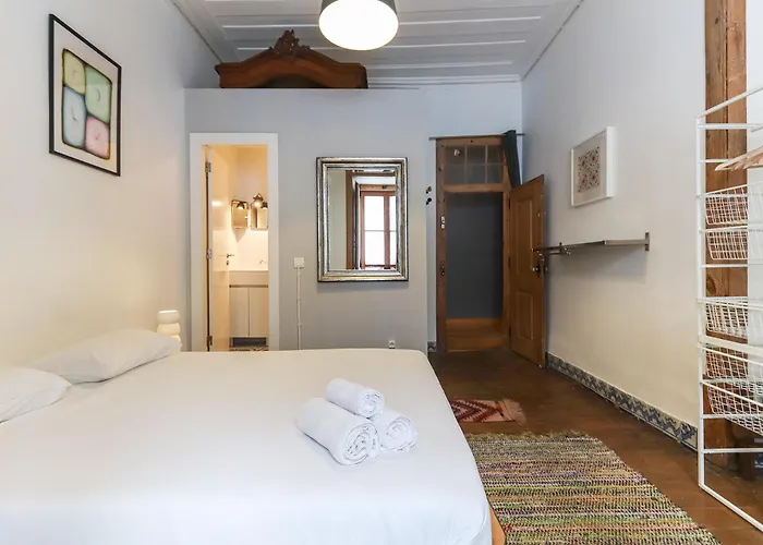 Downtown Vintage By Homing *