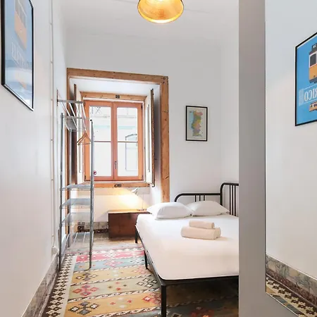 Downtown Vintage By Homing