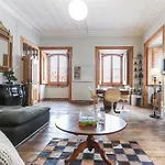 Downtown Vintage By Homing *